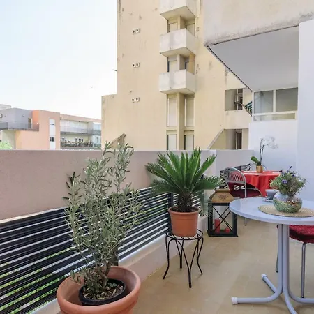 Luxury Nada Apartment